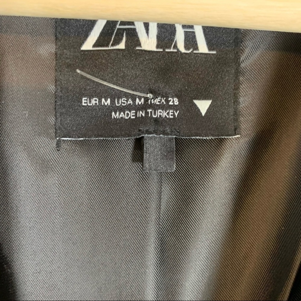 NWOT Zara tuxedo blazer - Picture 4 of 4
